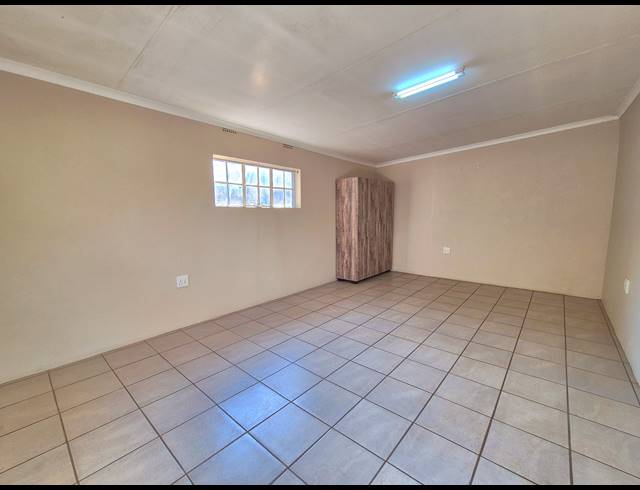 5 BEDROOM HOUSE FOR SALE IN DALPARK PROPER